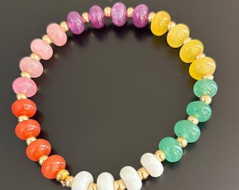 Bracelet extensible multicolore en pierre naturelle avec perles plaquées or