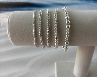 Pulsera elástica de plata de ley hecha a mano con cuentas, de 2 mm a 6 mm, para combinar con otras pulseras o usar sola.