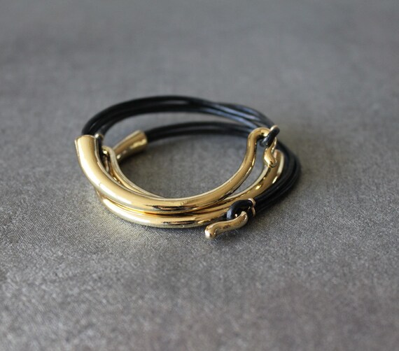 Slim Double Wrap Leather Bracelet With Metal Hook (black