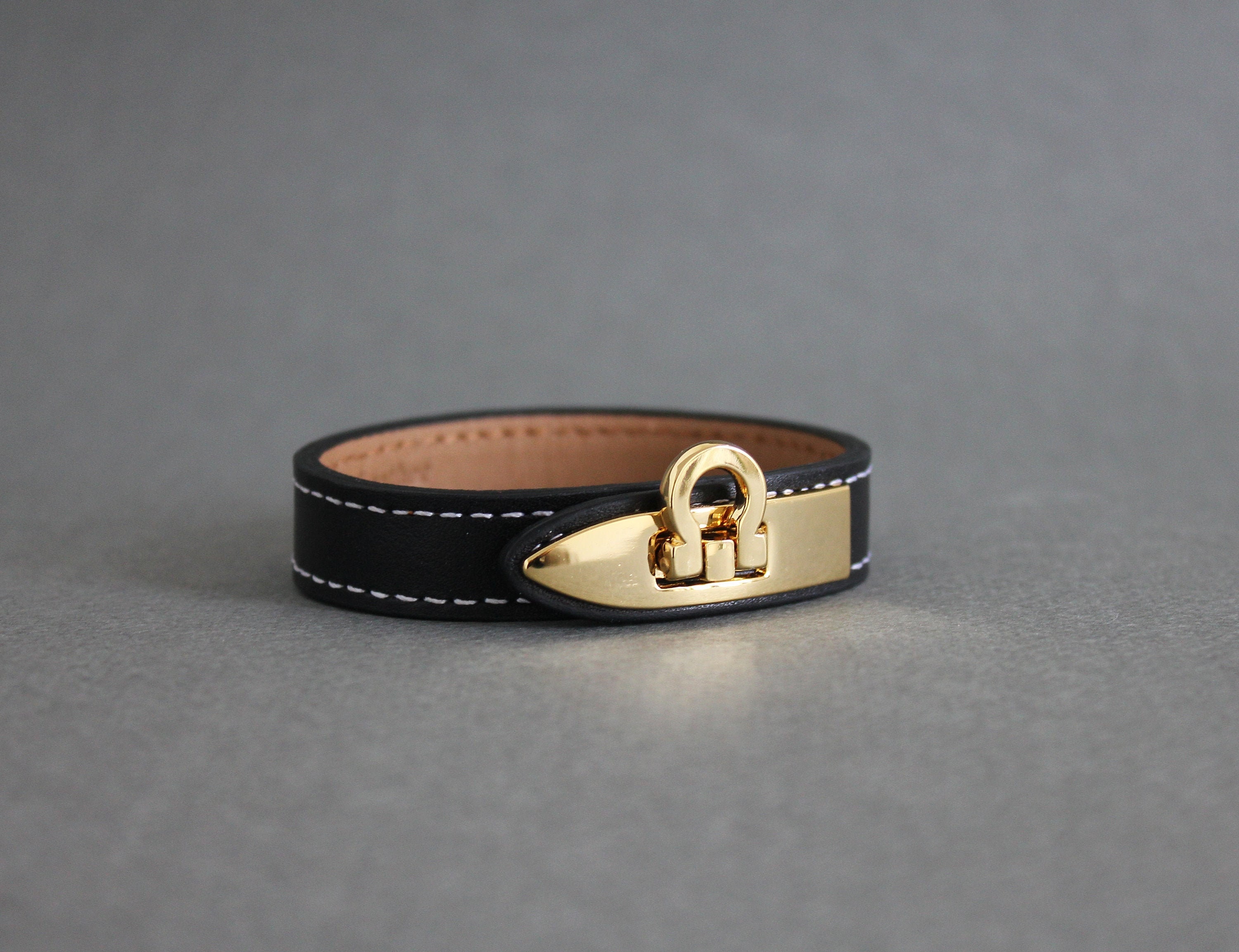 Hermès Clic H Bracelet - 18K Rose Gold-Plated Bangle, Bracelets - HER558487
