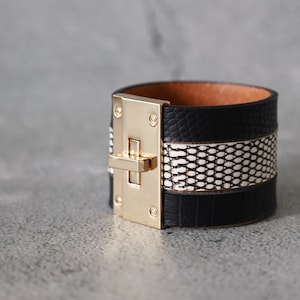 B-Grade Sale - W Lizard Square Buckle Bold Bracelet (BLC078)
