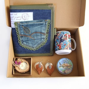 Conjunto de presente de planejador de colagem de jeans / Conjunto de planejador de pasta de cerâmica, vela de madeira, caixa de sabão, brincos de couro, caixa de presente / Conjunto de presente de feriado