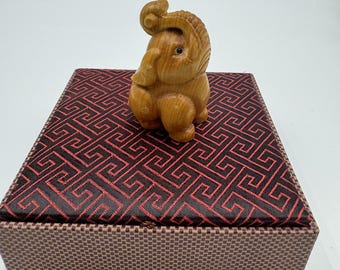 Figura de elefante de madera tallada a mano, arte decorativo para el hogar
