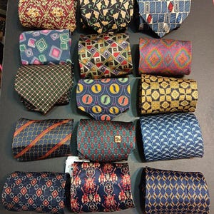15x Pierre Balmain Vintage Tie Bundle Made in France Classic Silk Neckties Mixed Patterns Geometric Abstract Designer Lot