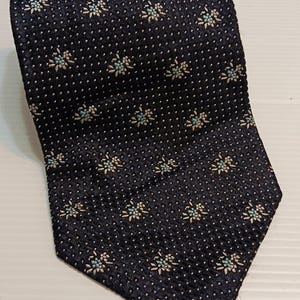 Dolce &Gabbana Silk Woven Vintage Necktie Classic Width Geometric Made in Italy
