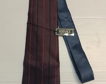 新品未使用 VERSACE ヴィンテージ 90年代 メンズ シルク ネクタイ クラシック幅 3.4インチ x 54インチ ストライプ生地 イタリア製 日本製
