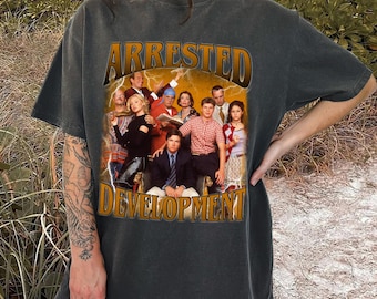 ARRESTED DEVELOPMENT Bluth Company Mens T-shirt, Buster Michael