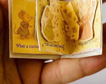 Dollhouse Miniatures | Alice in Wonderland Pop Up Book (1:12 Scale)