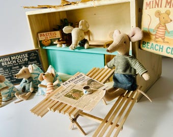 Miniature Beach Club for Maileg-Style Mice