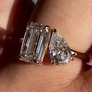 Pear Cut & Emerald Cut Moissanite Toi et Moi Engagement Ring, Toi Et Moi Wedding Ring, Luxury Two Stone Anniversary Ring Gift For Her Women