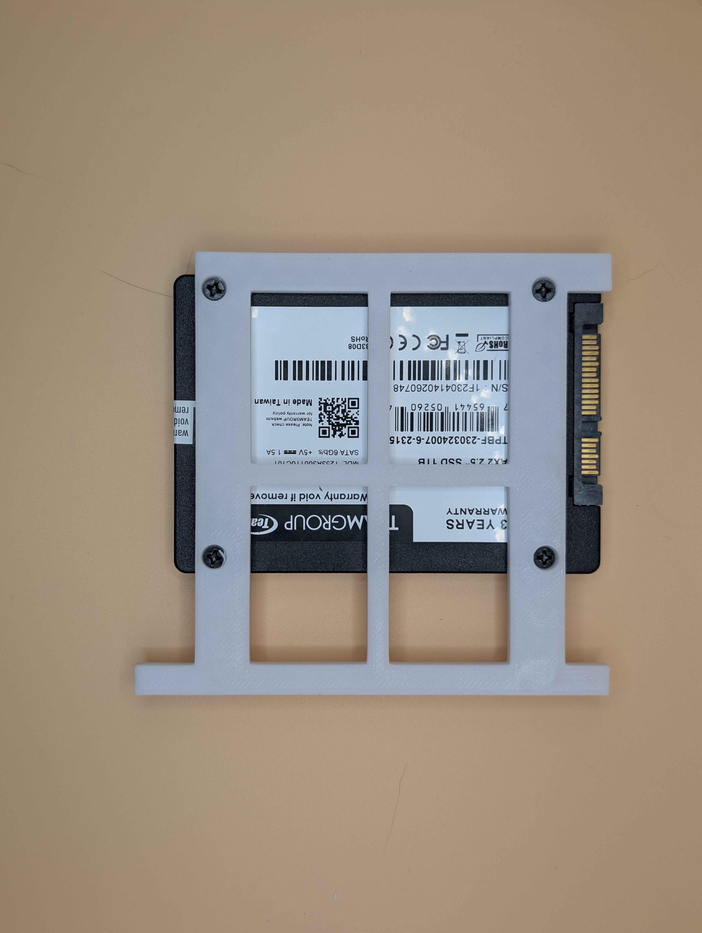 Free 3D file Original Xbox slim hdd mount·3D printable object to