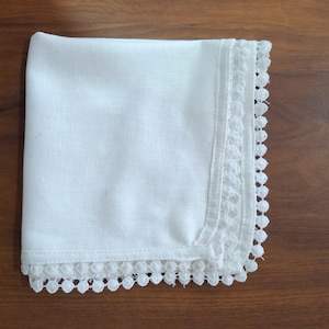 Handmade White Cotton Napkins with Lace Border | Elegant Reusable Dinner Linens Set of 5 for Weddings, Parties, Festive Gatherings