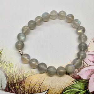 Light Gray Labradorite Beaded Stretch Bracelet 7”