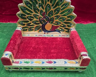 Meenakari Peacock madera Singhasan Aasan / Asiento del Trono de la Deidad hecho a mano / Laddu Gopal Krishna Singhasan / Templo Pooja Aasan