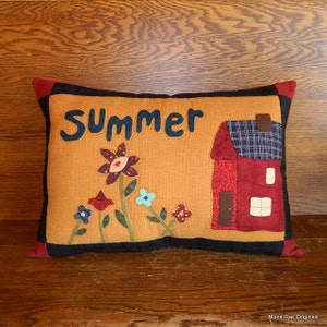 Summer Pillow 15 x 20 House, Flower Applique, Quilted Original Design image 2