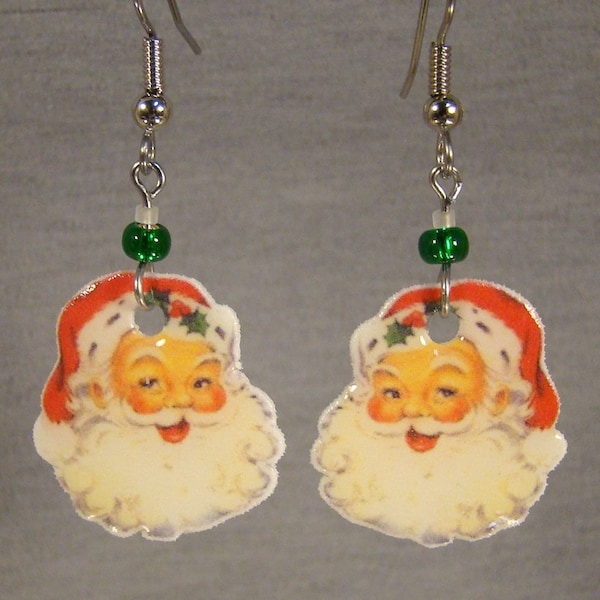 Vintage Santa Claus Head Dangle Earrings - Christmas Holiday Jewelry - Vintage Post card art accessories