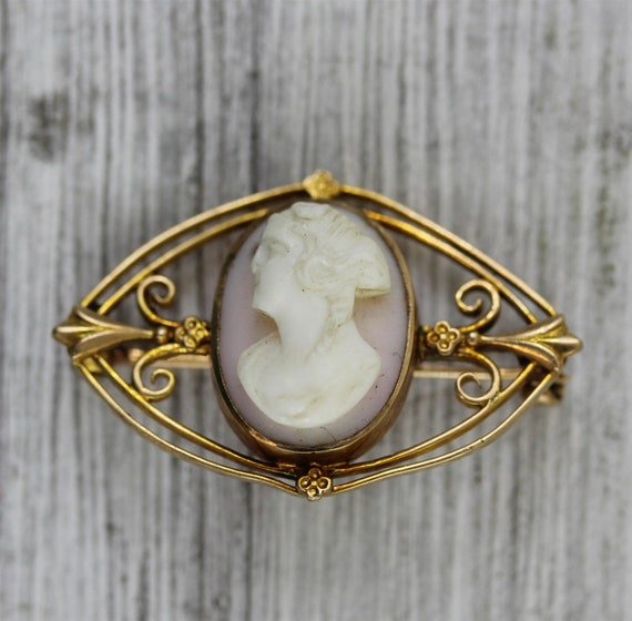 Antique Cameo 10K Gold Shell Brooch Pin Art Deco … - image 1