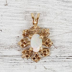 Vintage 14K Yellow Gold Opal Filigree Pendant Small Luxury Pretty
