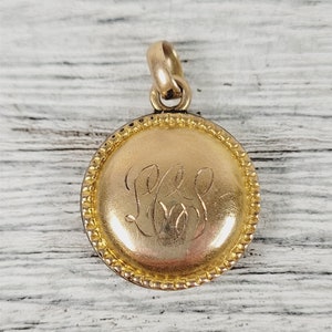 Antique 10K Yellow Gold Engraved Charm Pendant Small Layer Luxury Pretty