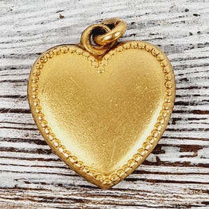 Antique 10K Yellow Gold Puffed Heart Charm Pendant Love Cute Luxury Pretty