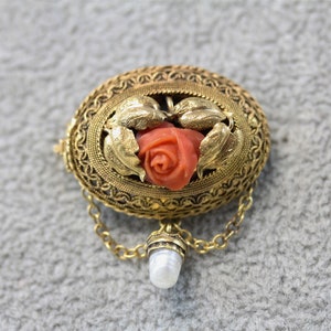 Etruscan Revival 14K Yellow Gold Coral Pearl Brooch Pin Antique Luxury