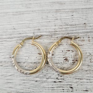 Vintage 14K Yellow Gold Hoop Earrings Diamond Cut Two Tone Staple Hoops Luxury Classic Staple Amazing Value