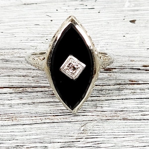 Antique Filigree 14K White Gold Black Onyx Pointed Diamond Ring 7.25 Beautiful