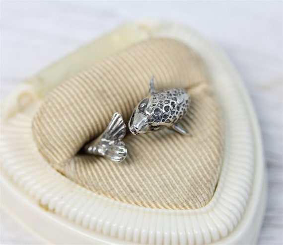 Vintage Designer Sterling Silver 925 Angry Dolphin Wrap Ring Retro Luxury 6.5 Classic Staple