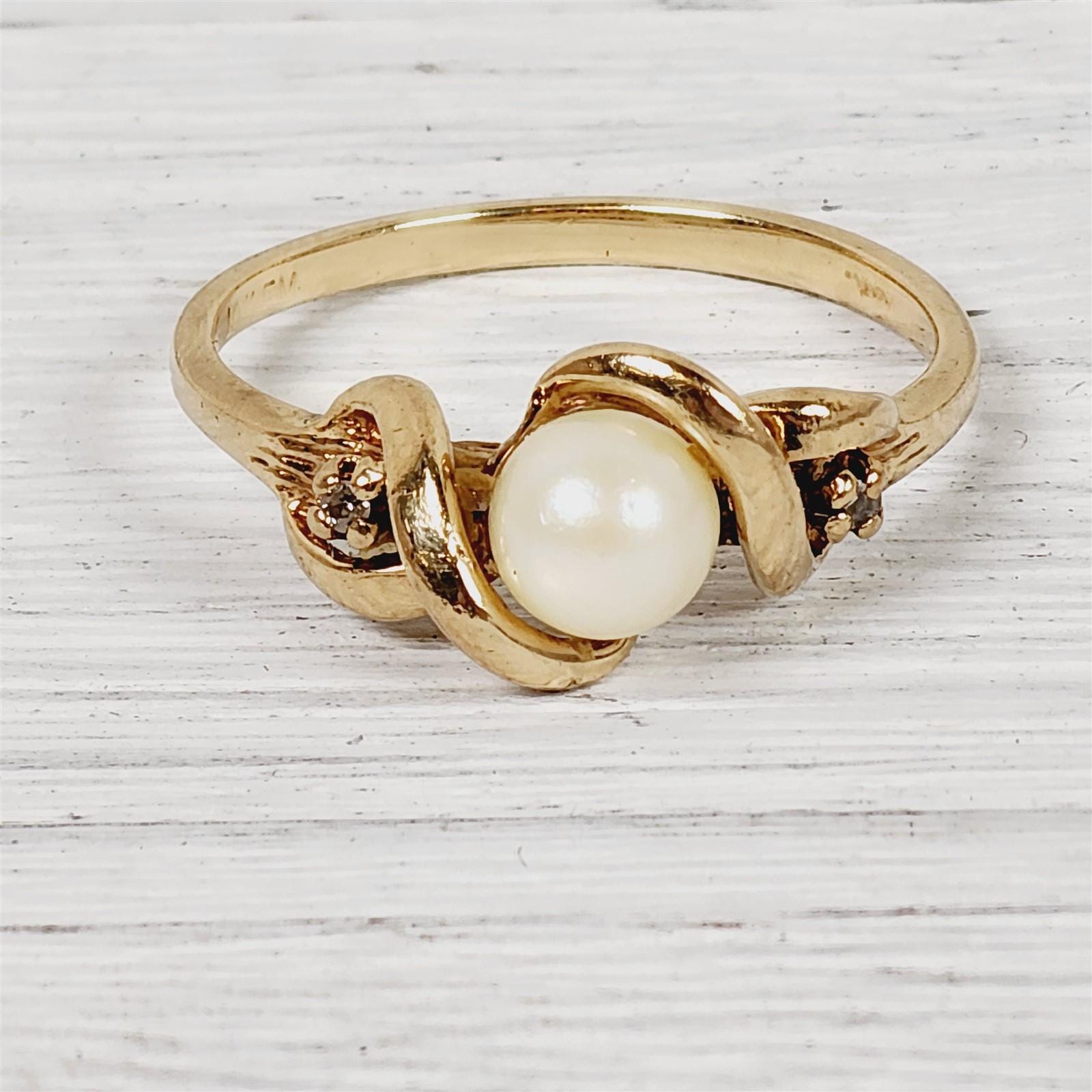 Dior Pearl Ring - Etsy Canada