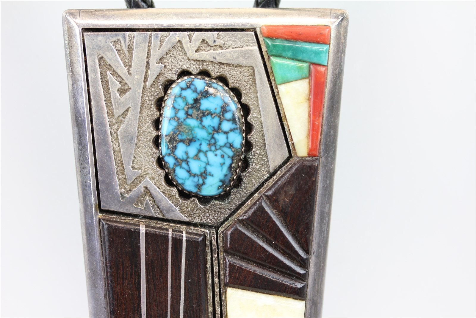 Richard Tsosie, Master Navajo Silversmith – Sedona Indian