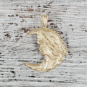 Vintage 14K Yellow Gold Crescent Moon Girl Pendant Celestial Luxury Pretty