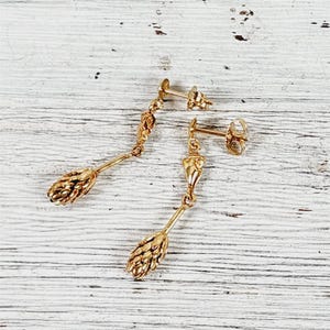 Vintage 14K Yellow Gold Dangle Drop Earrings Italy Mid Century Luxury Pretty