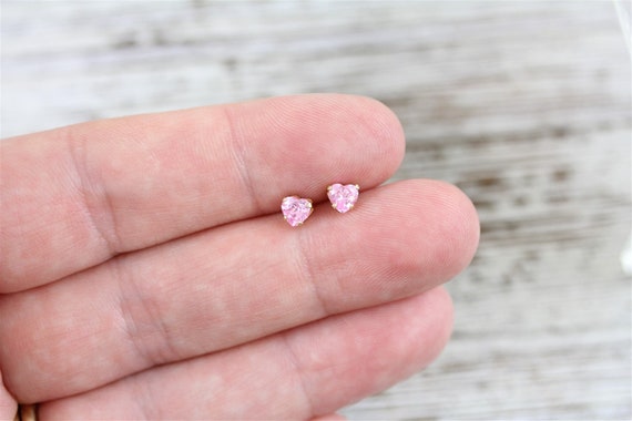 Vintage Pink CZ Heart 14K Yellow Gold Stud Earrin… - image 6