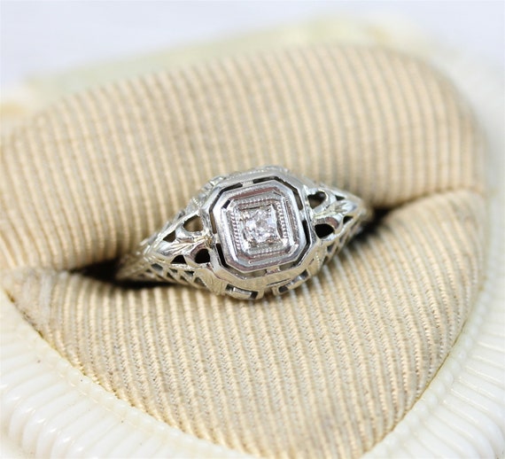 Edwardian 14K White Gold Diamond Engagement Ring F