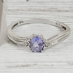 Vintage Tanzanite Diamond 10K White Gold Ring 7 Retro Luxury Design Pretty