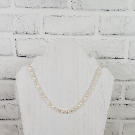 Vintage Graduated Pearl Necklace 16.5" 14K Gold F… - image 6
