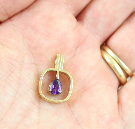 Vintage Designer 18K Yellow Gold Amethyst Pendant… - image 9