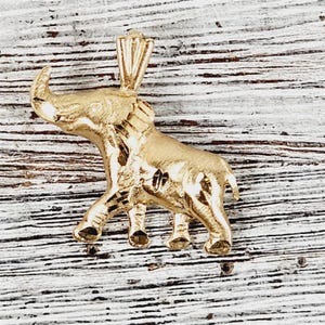 Vintage 14 kt geelgouden olifant kofferbak hanger dia geslepen klein luxe mooi