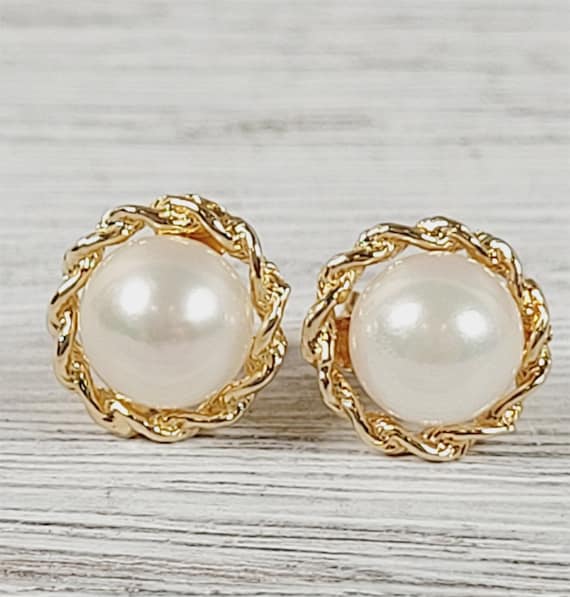 Pearl studs gold designs discount