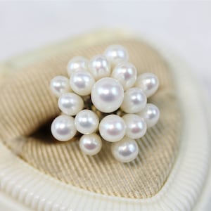 Vintage 18K Yellow Gold Pearl Cluster Ring Big Bold Cocktail Retro Luxury 6.5