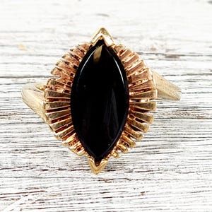 Vintage 10K Yellow Gold Black Onyx Ring 6.5 Retro Statement Luxury Design Pretty