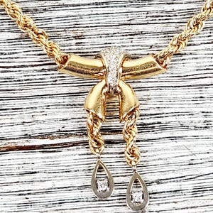 Vintage 14K Yellow Gold Bow Diamond Dangle Chain Necklace 15.25&quot; Staple Classic