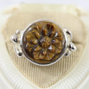 Vintage Designer Tigers Eye Sterling Silver 925 Ring Retro Carved Flower Pretty Luxury 9