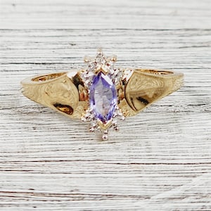 Vintage 10K Yellow Gold Tanzanite Diamond Ring 6.5 Gemstone Luxury Design Pretty