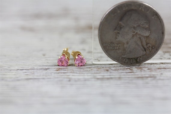 Vintage Pink CZ Heart 14K Yellow Gold Stud Earrin… - image 5