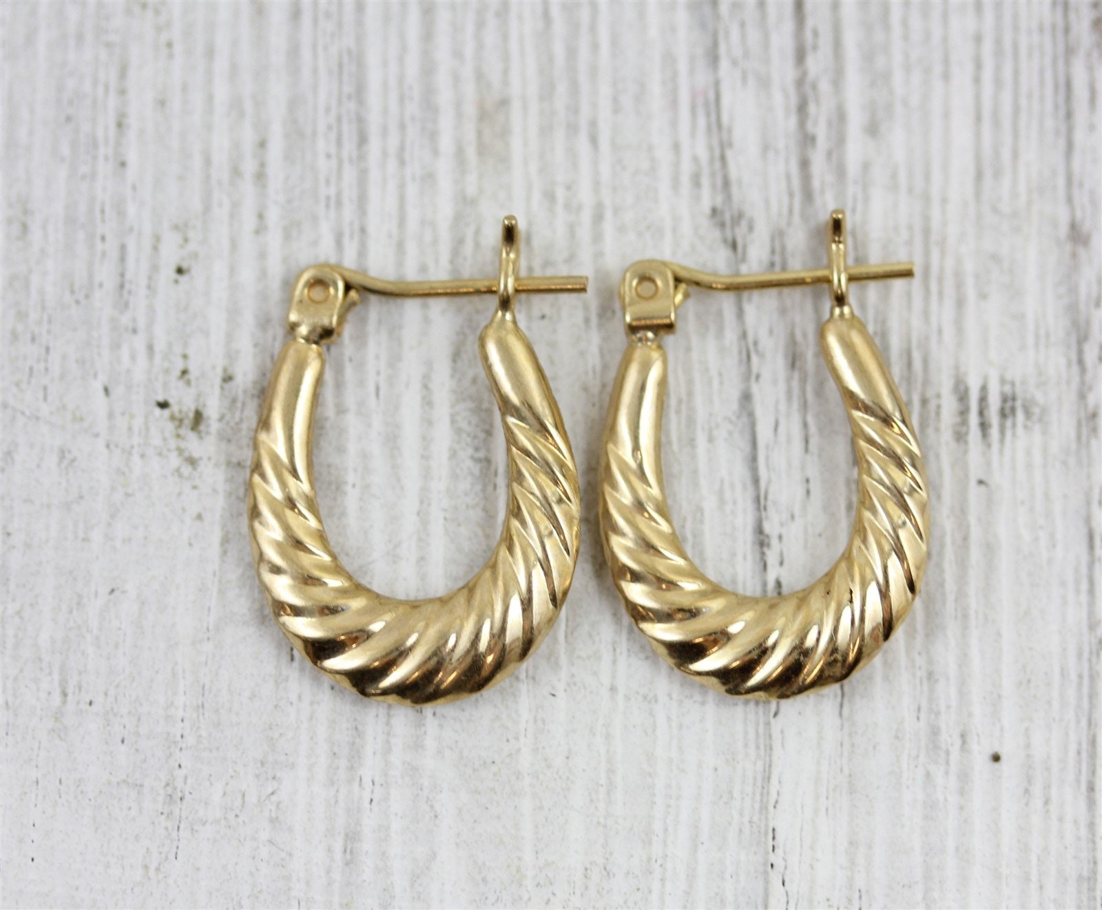 Vintage 14k Yellow Gold Pair Wide Ribbed Chunky Hoop Earrings - Etsy Finland