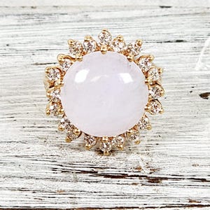 Vintage 14K Yellow Gold Lavender Jade Diamond Ring 5.5 Retro Statement Luxury