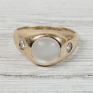 Antique 14K Yellow Gold Moonstone Diamond Ring 6.5 Stack Luxury