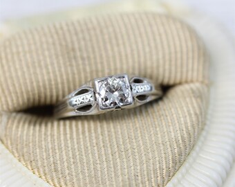 Art Deco 18K White Gold .33 Ctw VS Diamond Engagement Ring Wedding Luxury 5.5