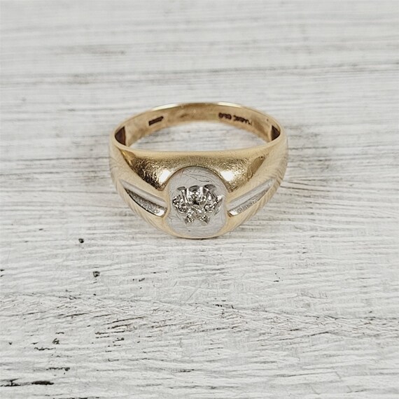 Vintage 14K Yellow Gold Ring 7 Diamond Solitaire … - image 1